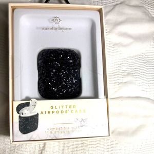 🔥2/$25🔥NWT NANETTE LEPORE GLITTER AIRPODS CASE🔥